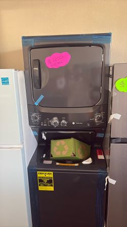 Laundry/washer/dryer