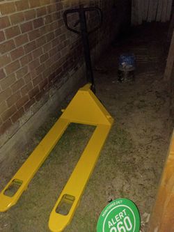 Uline pallet jack