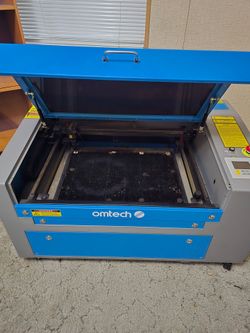 OMTech 1624 CO₂ Laser Cutter & Engraver – Complete Business Starter Package