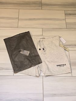 Light Oat Essentials Shorts