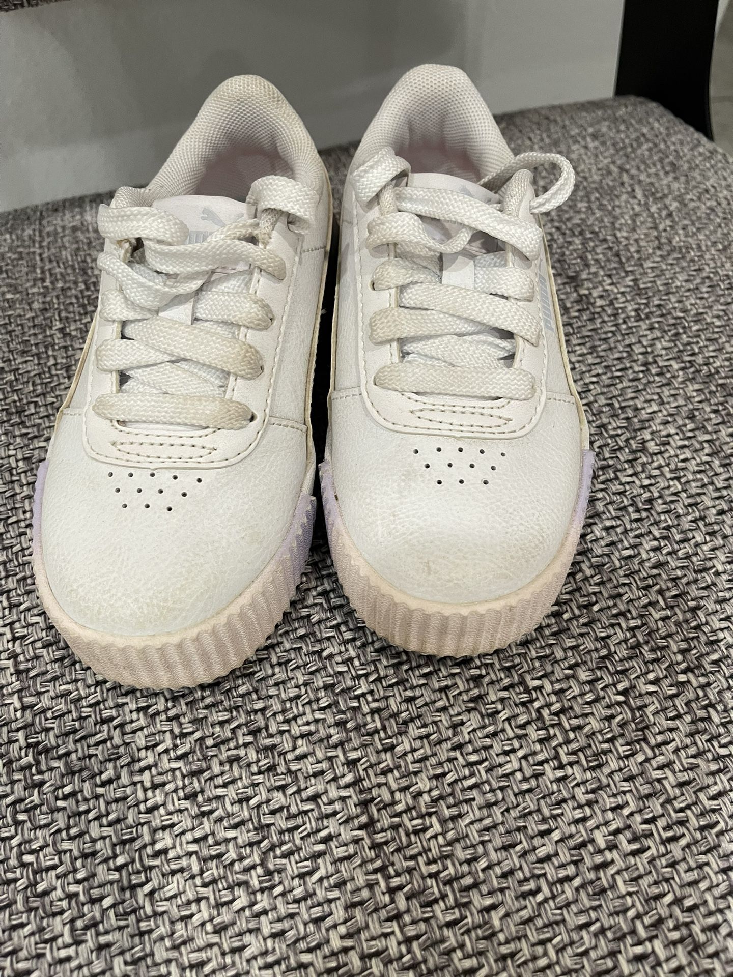 Puma Soft foam Tennis Shoes Size 11