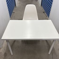 Rising Table With Chair 