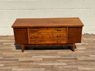 Vintage Mid-Century Modern Lane Cedar Chest | Walnut Blanket Chest | Cedar-Lined Storage Chest
