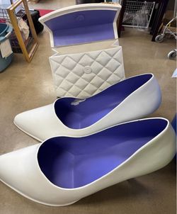 Purse - Heels Display or Decor