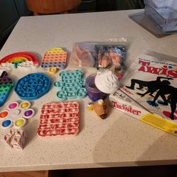 FREE Like New Fidget Toys/Poppits/Spinner/Twister Game & Rando Elf Ears😅