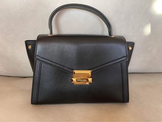 MK Handbag Brand new with  Detachable strap