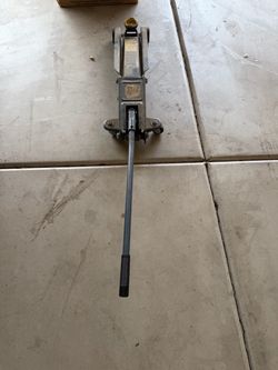 2 1/2 Ton Floor Jack