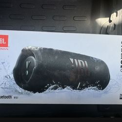 JBL Charge 5