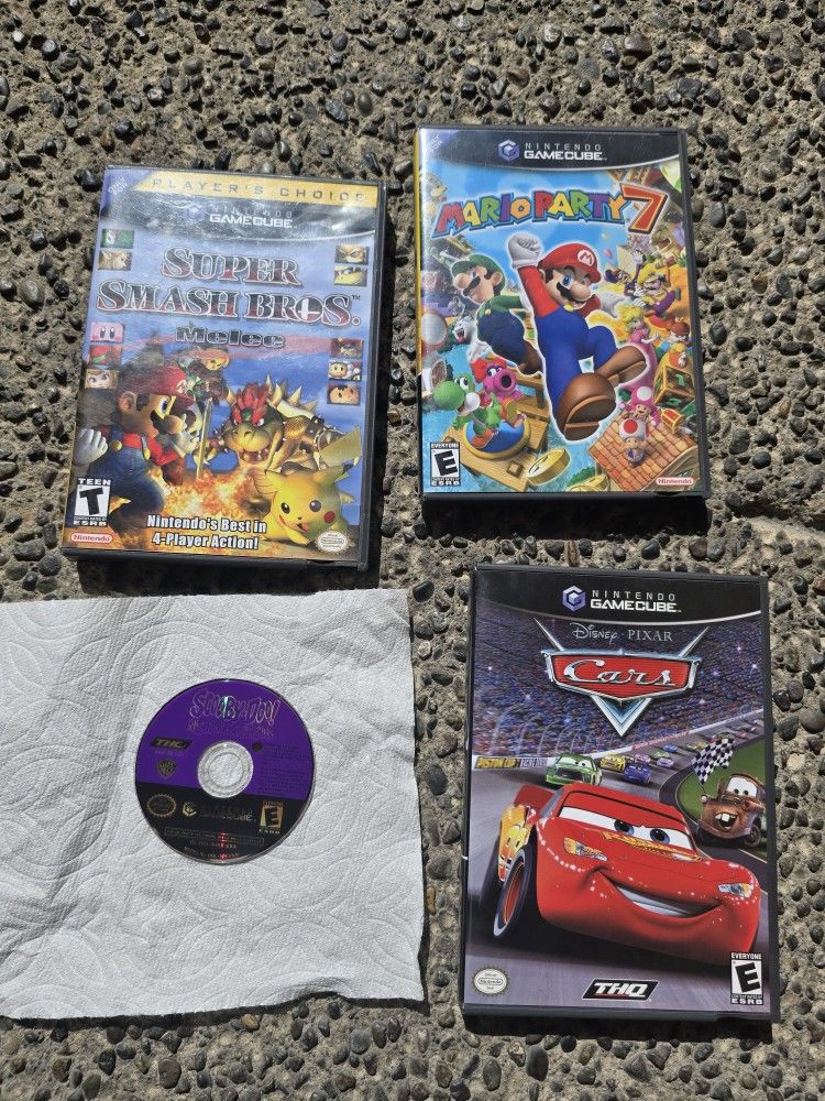 Nintendo gamecube Cib Super smash Bros melee, Mario party 7, Scooby doo night of a 100 frights, Cars