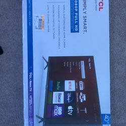 TCL Roku 40’’ Smart TV(compatible with every console) HDMI/Bluetooth/WIFI Brand New Unopened/unused