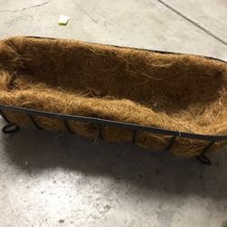 Planter With Coconut Fiber Liner