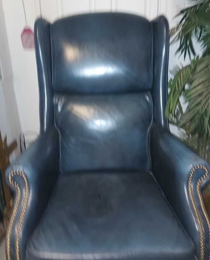 Faustino Leather Executive  Desk Chair 