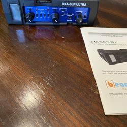 The Beachtek DXA-SLR Pro HDSLR Audio Adapter