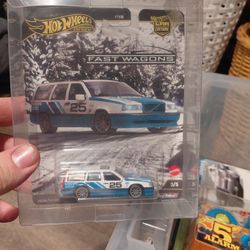 Hot Wheels Volvo 850 Estate