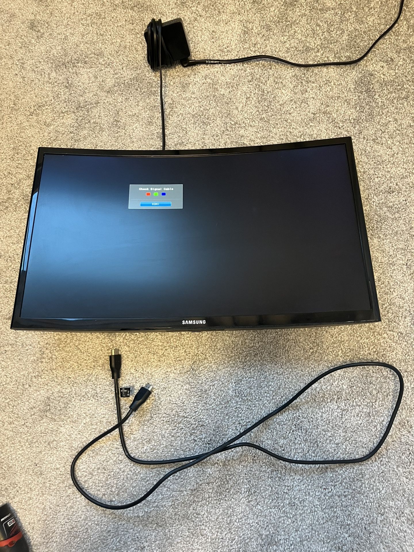 Samsung 24" CF39 FHD AMD FreeSync Curved Monitor with Super Slim Design w/ 1800R curvature