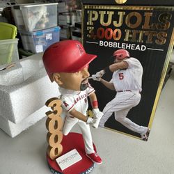 Albert Pujols 3,000 Hit Bobble Head