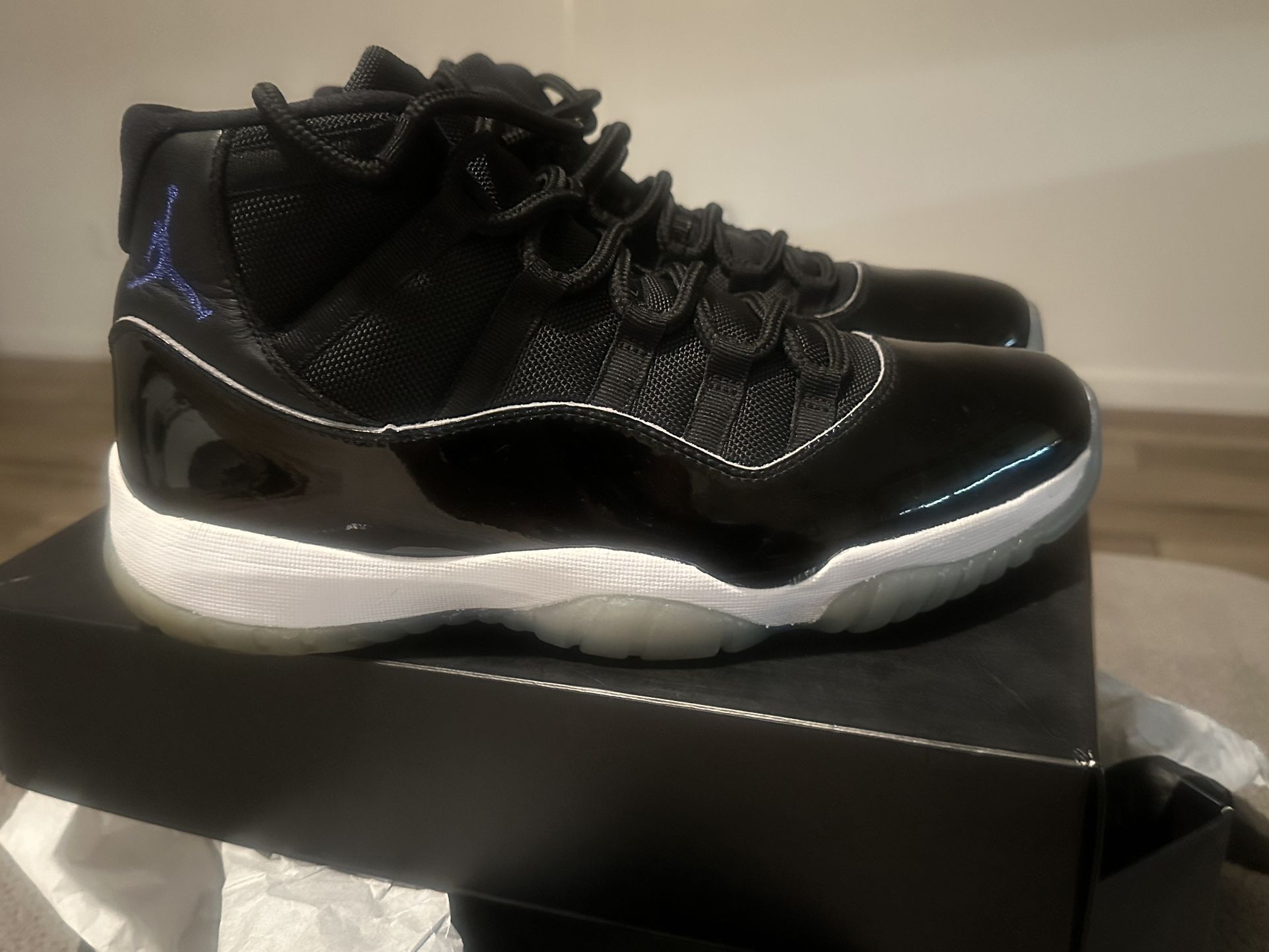 Jordan 11 Space Jam