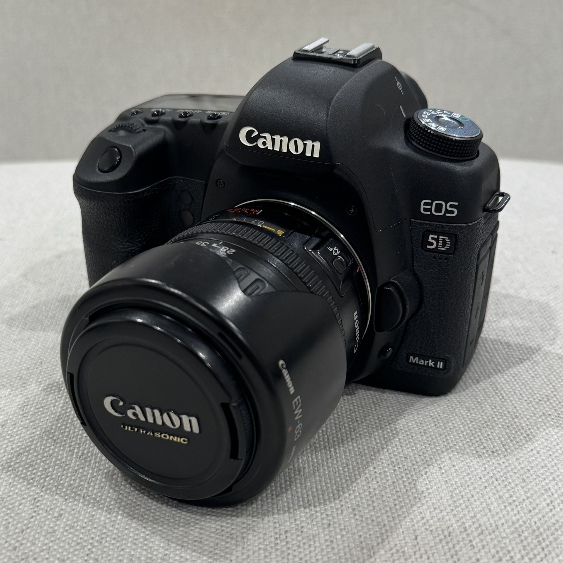 Canon 5D Mark II + 28-105mm Lens Bundle – Excellent Condition!