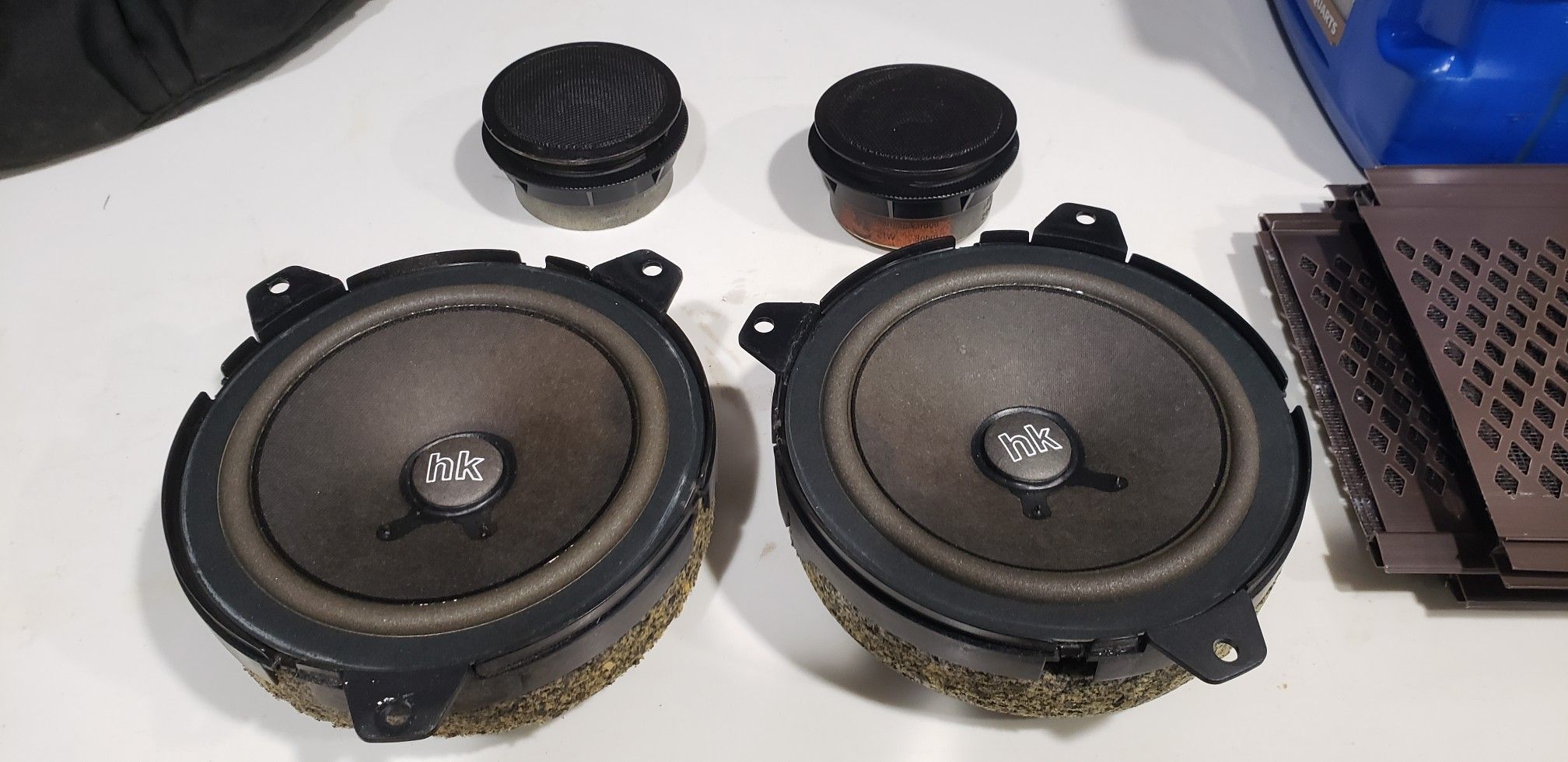 BMW e46 Harmann Kardon factory speakers only