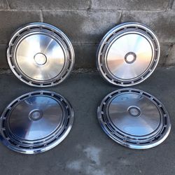 CHRYSLER METAL HUBCAPS