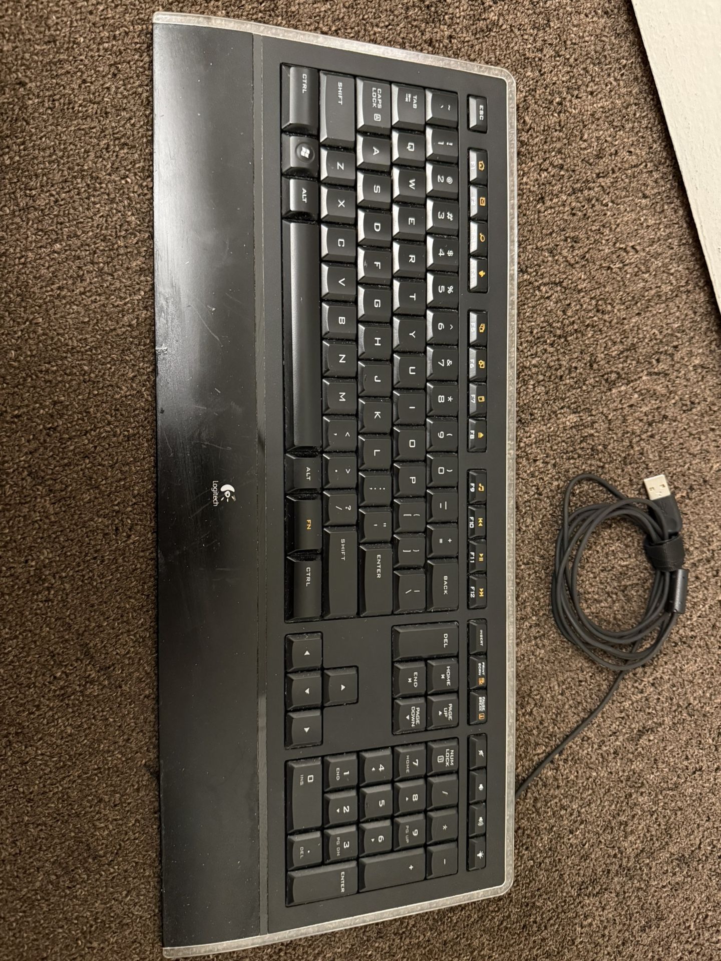 Logitech K740 Illuminated Ultra Thin Keyboard