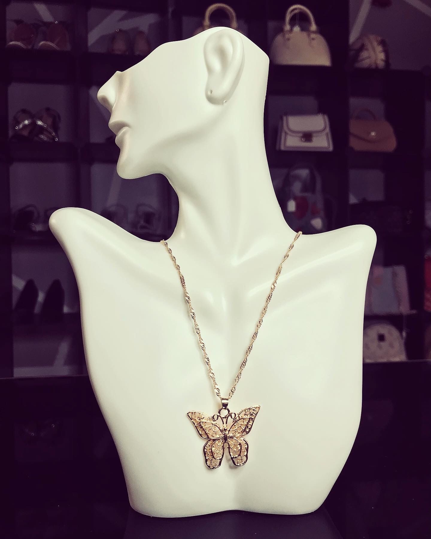 Fashion Butterfly 🦋 Pendant Necklace