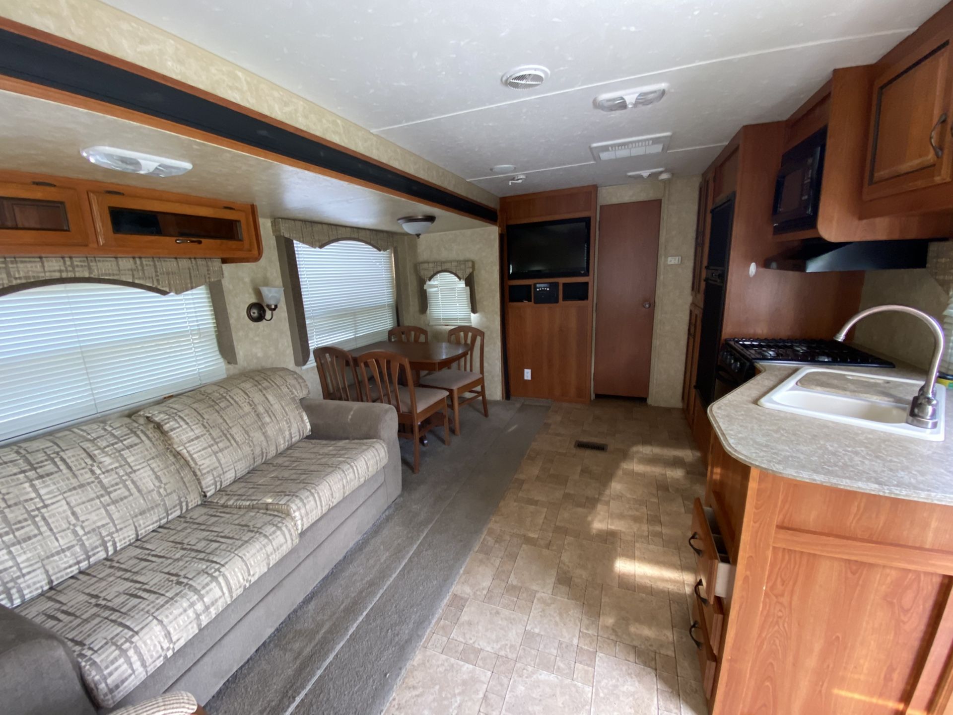 2012 coachman Catalina 29 foot for Sale in Chino Hills, CA - OfferUp