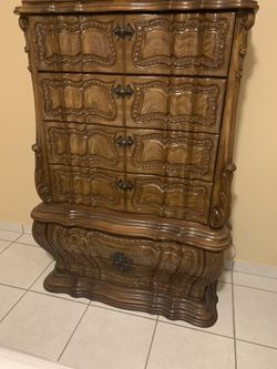 Antique Bedroom Dressers 