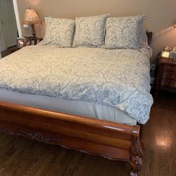 Solid Mahogany Bedroom Set