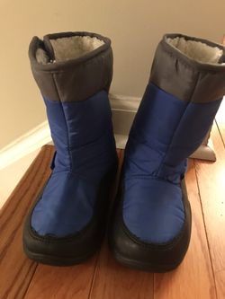 Winter Snow Boots - toddler size 11 (US)