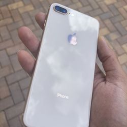 UNLOCKED IPHONE 8 PLUS / LOW PRICES 