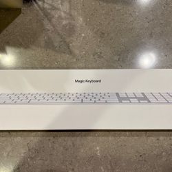 Apple Magic Keyboard With Number Pad 