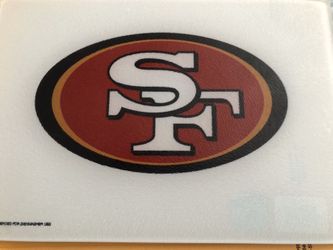 San Francisco 49ers 11” x 8”. Glass Cutting Board