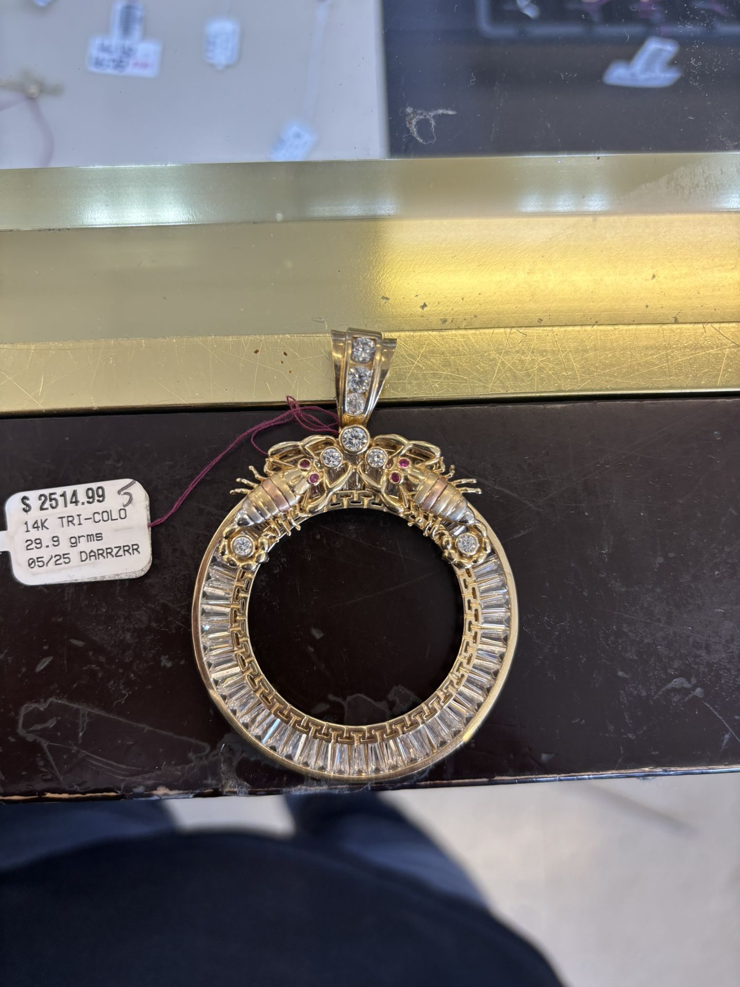 Gold Scorpion Bezel