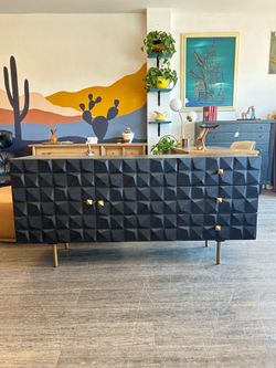 Wood Buffet / Sideboard / Credenza / Entertainment Center / TV Stand / NEW!