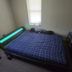 Queen Size Bed Frame & Matress