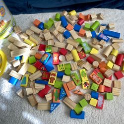 150 Piece Wooden Blocks Set