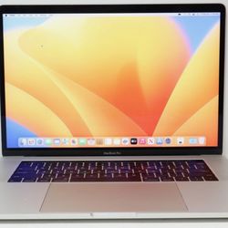 MacBook Pro 15” 2019 i9 16gb Ram 500gb Ssd , Low Cycles 