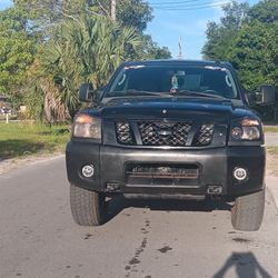 2011 Nissan Titan 4×4