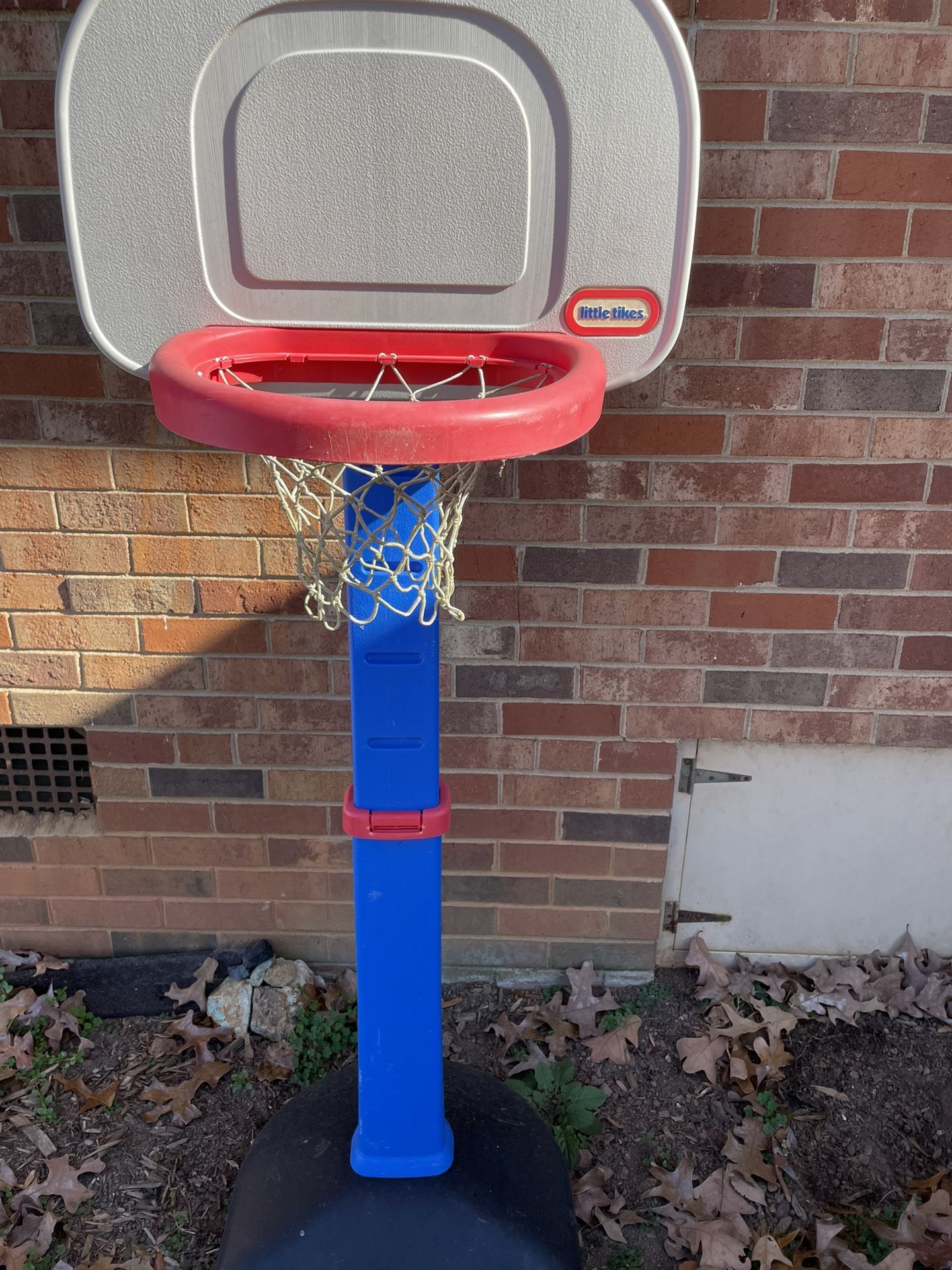 Little Tykes Basketball $10