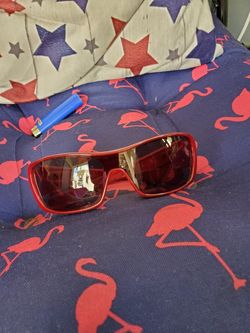 Oakley sunglasses and good condition
