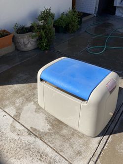 Toy Chest:Little Tykes Toy Chest,With Side Handles. Could Be Collectible. Looking For A New Home.