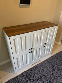 Farmhouse Buffet Sideboard Cabinet NEW