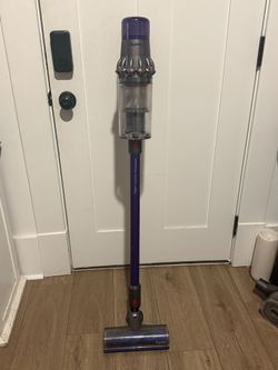 Dyson Cyclone V10 Animal+ Cordless Vacuum