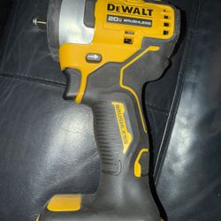 Dewalt 3/8" Impact Wrench Brushless 20v  (Used Once)