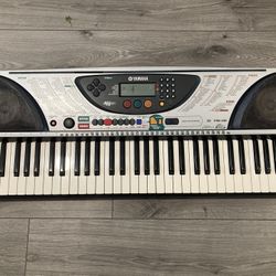 Yamaha PSR-240 Keyboard 
