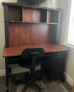DESK