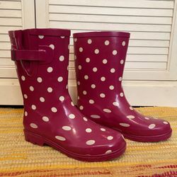 rain boots