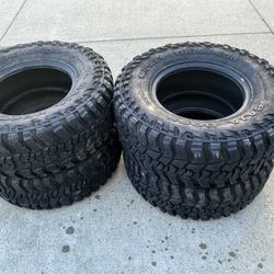 LT 315 70 R 17 Mickey Thompson Tires For Sale 