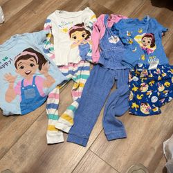 Miss Rachel Pajamas Size 4 T $4.00 For All Of Them